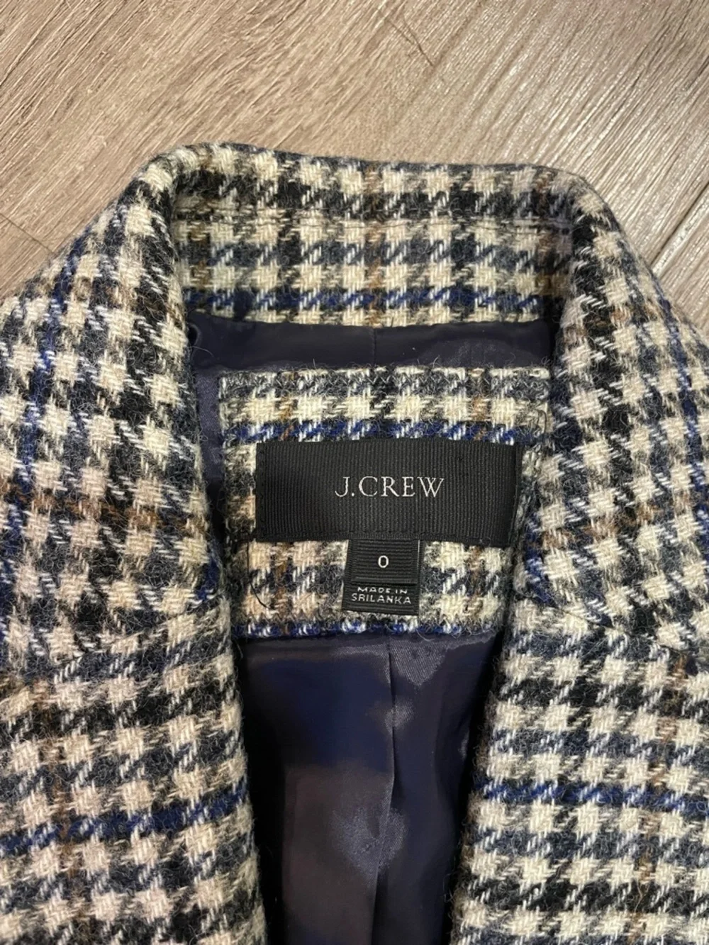 J. Crew Campbell Houndstooth Blazer Moon 100% Wool Blazer in Cream, Blue & Brown - Picture 13 of 13